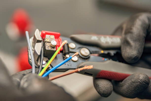 Best Emergency Electrical Repair  in Fairwood, WA
