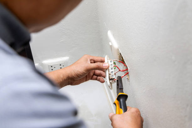 Best Circuit Breaker Repair  in Fairwood, WA