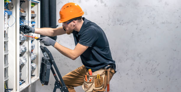 Best Local Electrician Companies  in Fairwood, WA